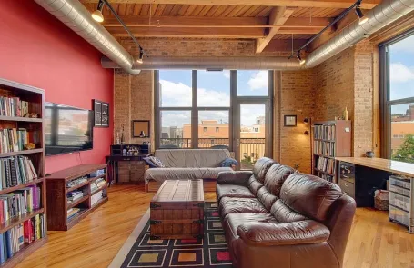 1 Bedroom West Loop Condo
