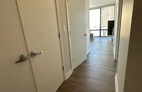 2 Bedroom West Loop Apartment