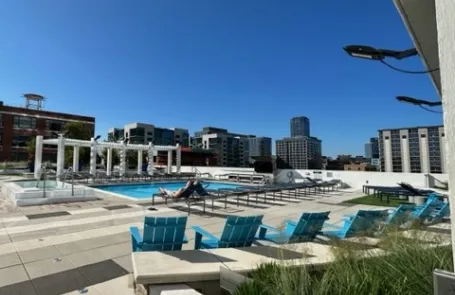 2 Bedroom West Loop Apartment