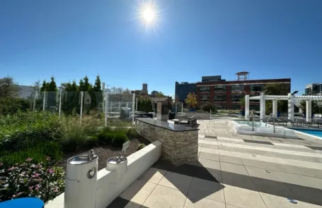 2 Bedroom West Loop Apartment