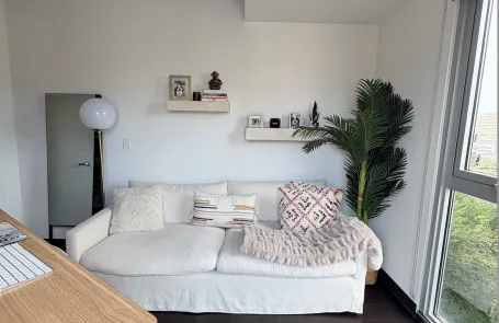 2 Bedroom Fulton Market Apartment