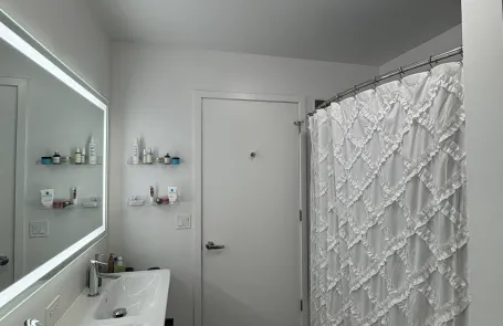 2 Bedroom Fulton Market Apartment