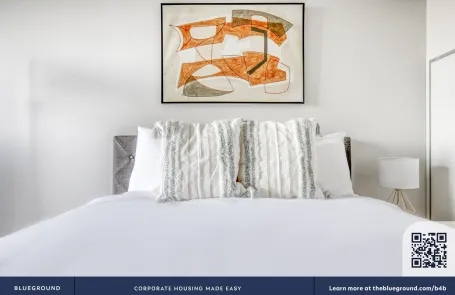 Studio South Loop Apartment