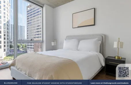 1 Bedroom West Loop Apartment