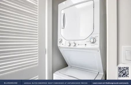 Studio South Loop Apartment