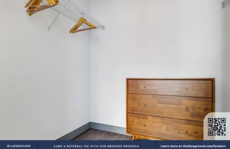 1 Bedroom West Loop Apartment