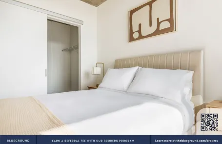 1 Bedroom West Loop Apartment