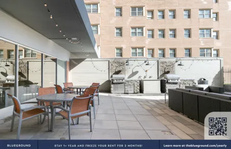 1 Bedroom Edgewater Apartment