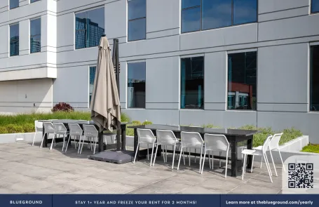 1 Bedroom South Loop Apartment