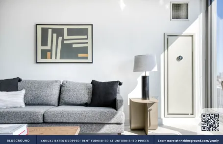 1 Bedroom West Loop Apartment