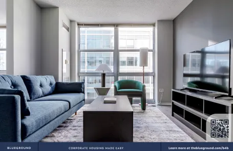 1 Bedroom West Loop Apartment