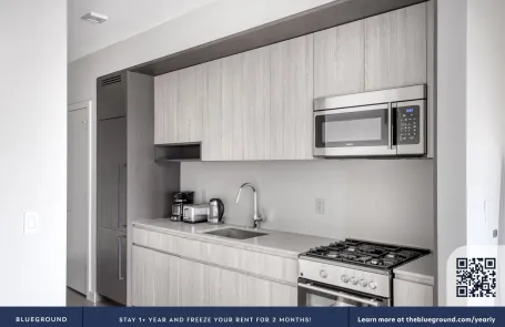 Studio South Loop Apartment