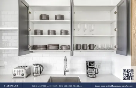 1 Bedroom West Loop Apartment