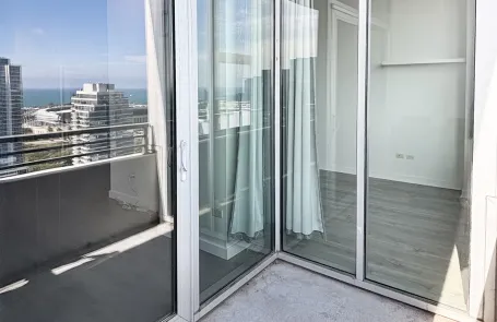 2 Bedroom South Loop Apartment