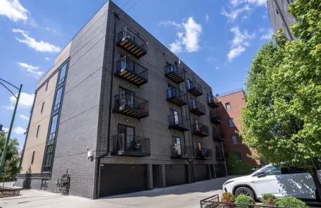 2 Bedroom River West Apartment