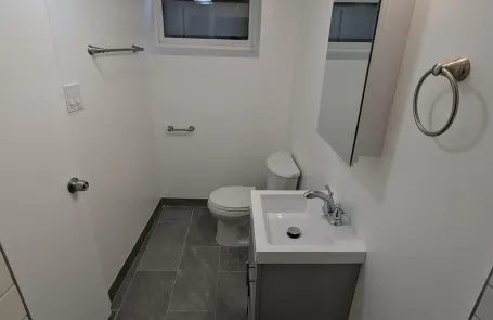 Studio Edgewater Apartment