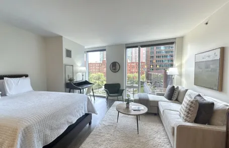 Studio Streeterville Corporate Housing