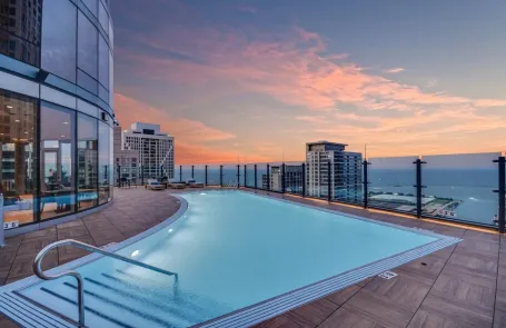 Studio Streeterville Corporate Housing