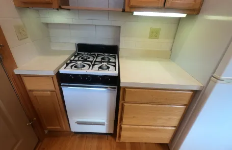 Studio Wrigleyville Apartment