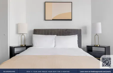 1 Bedroom Lincoln Park Apartment