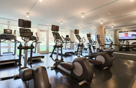 2 Bedroom South Loop Apartment