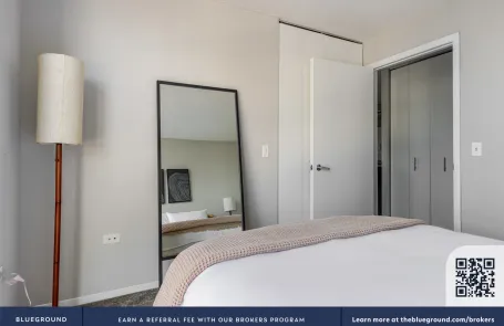 2 Bedroom West Loop Apartment