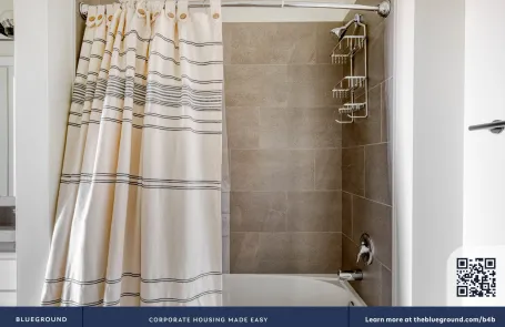 1 Bedroom Elmhurst Apartment