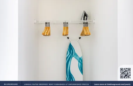 2 Bedroom West Loop Apartment