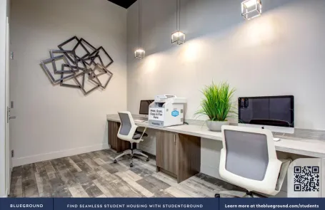 2 Bedroom West Loop Apartment