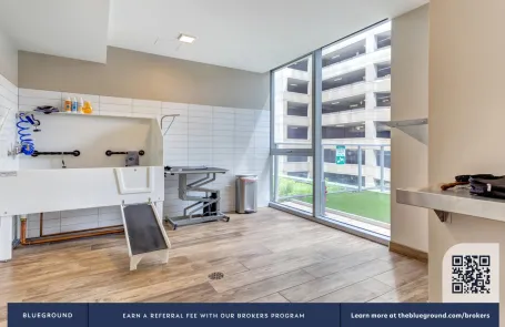 1 Bedroom River North Apartment