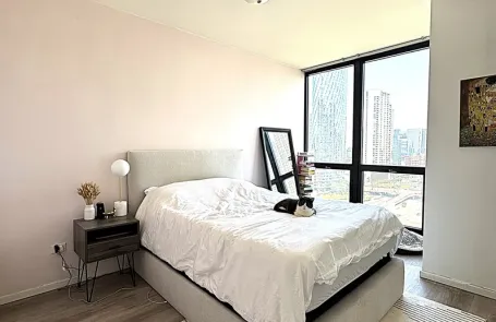 1 Bedroom West Loop Condo