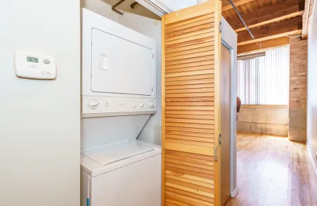 1 Bedroom West Loop Condo