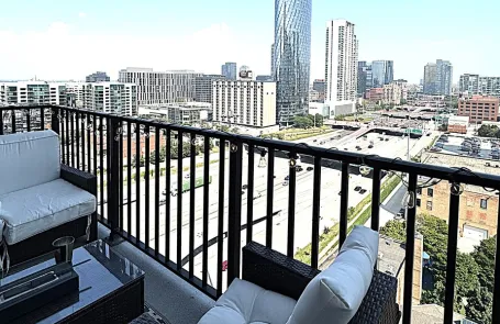 1 Bedroom West Loop Condo