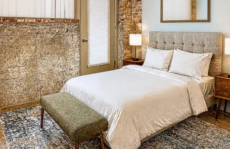 1 Bedroom West Loop Condo