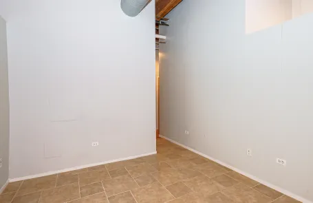 1 Bedroom West Loop Condo