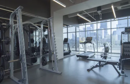 1 Bedroom West Loop Apartment