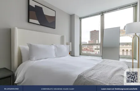 1 Bedroom Lakeview Apartment