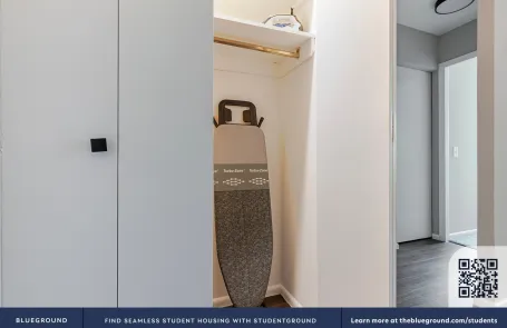 1 Bedroom Lakeview Apartment