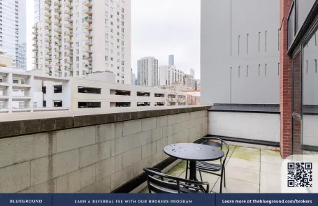 1 Bedroom Old Town Apartment