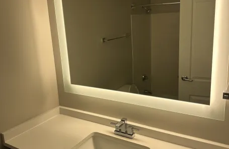 3 Bedroom Streeterville Apartment