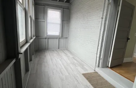 1 Bedroom Portage Park Apartment