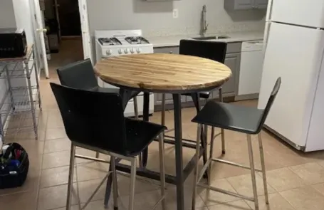 1 Bedroom Bucktown Apartment