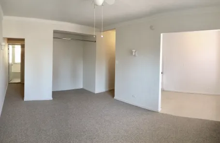 Studio Edgewater Apartment