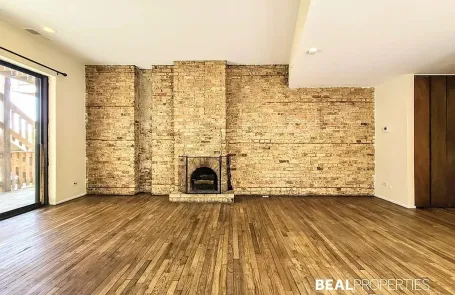 2 Bedroom Lakeview Apartment