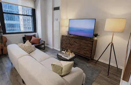 1 Bedroom Chicago Loop Apartment