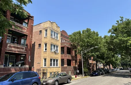 2 Bedroom Humboldt Park Apartment