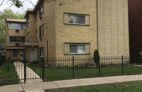 1 Bedroom Rogers Park Apartment