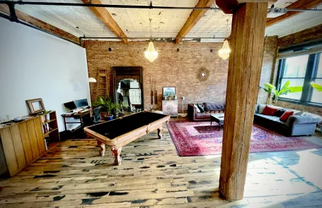 1 Bedroom West Loop Condo