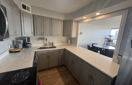 2 Bedroom Kenwood Condo