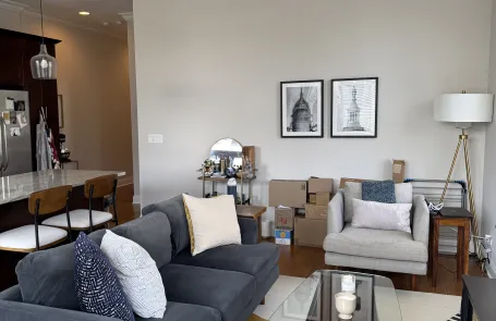 1 Bedroom West Loop Apartment